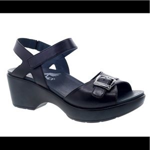 Dansko Jamey Neutral for The Walking Company, Womens size 10.5/11 (41)